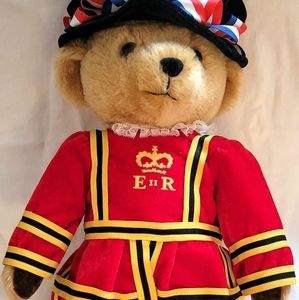 Merry Thought Harrods Ex. Knightsbridge Beefeater Tower Guard Teddy Bear England